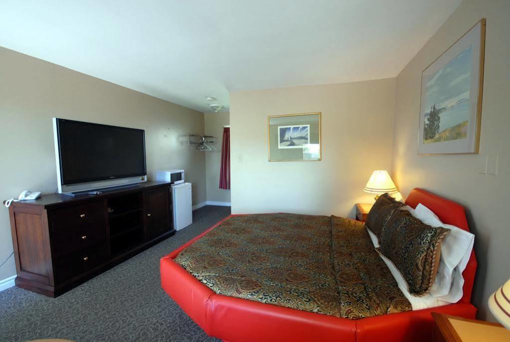 Kitchener Motel Luaran gambar